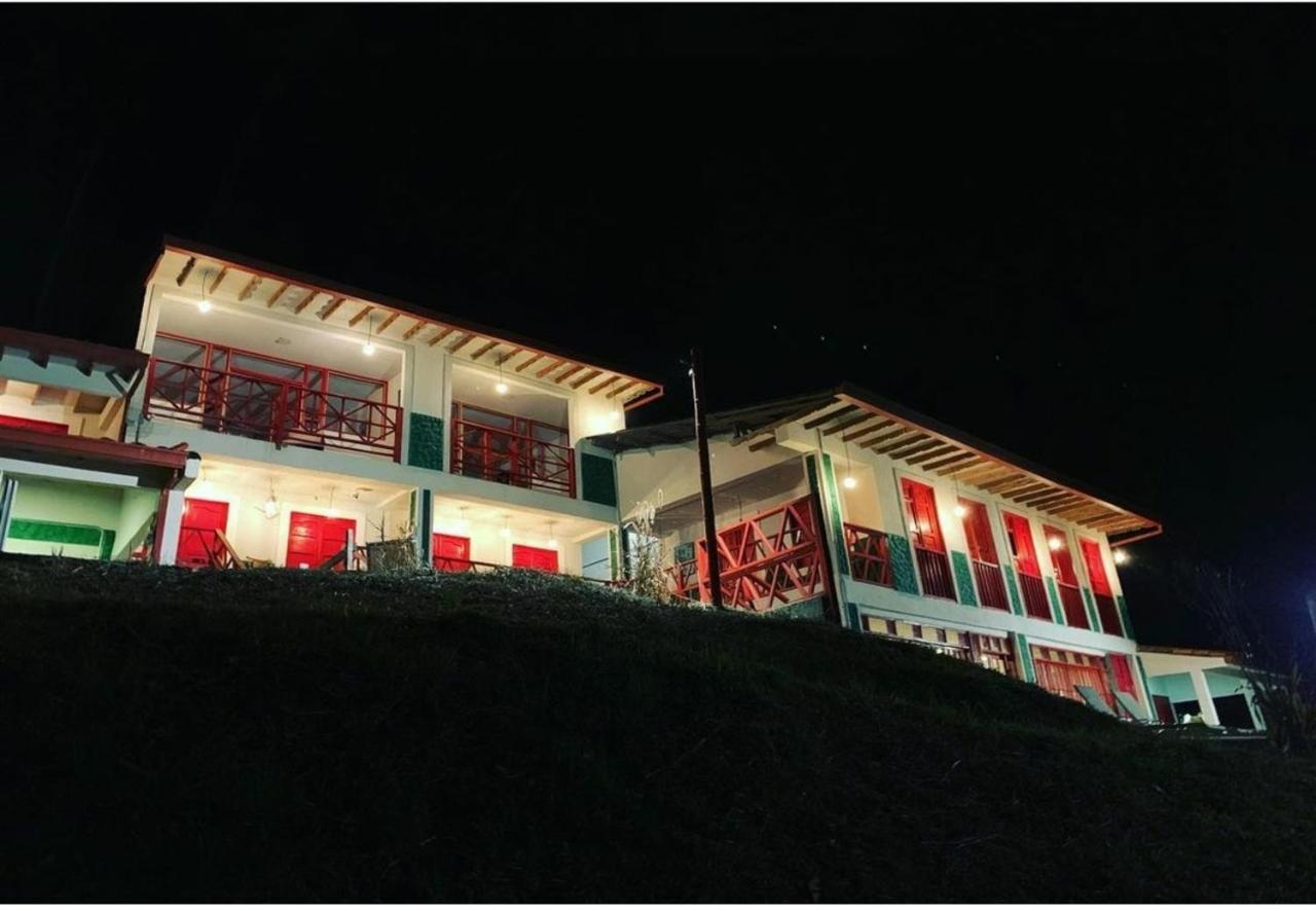 Hotel Natura Cocora 살렌토 외부 사진